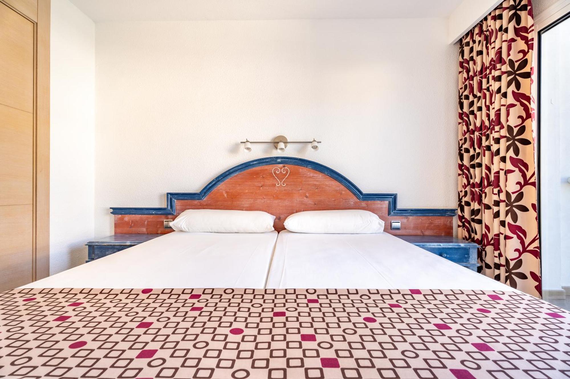 Cala Nova Apartamentos Puerto Rico  Zewnętrze zdjęcie