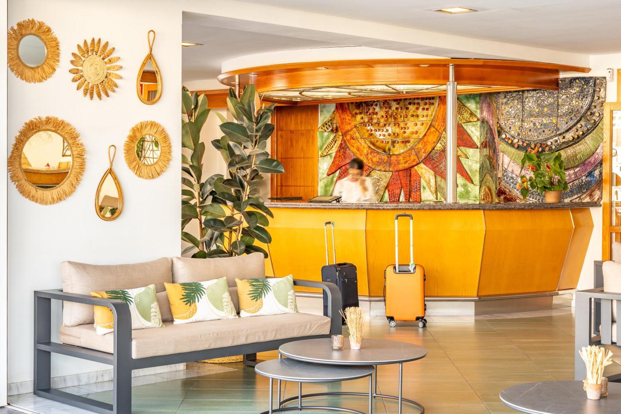 Cala Nova Apartamentos Puerto Rico  Zewnętrze zdjęcie